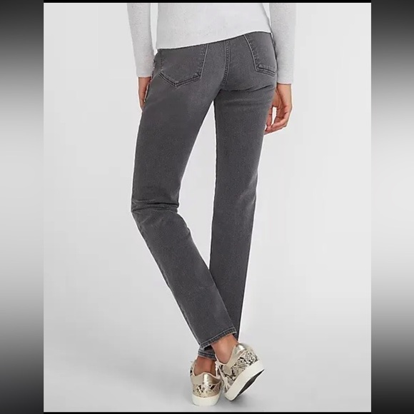 Express Jeans - Picture 2 of 10